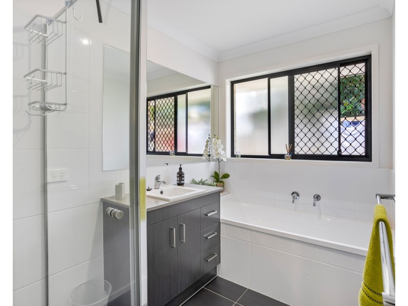 41 Bora Place, Ningi QLD 4511