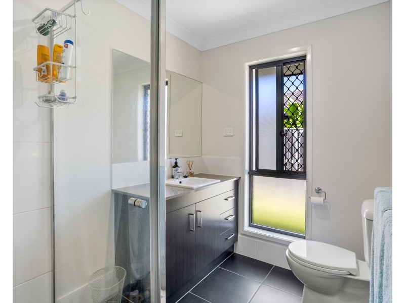 41 Bora Place, Ningi QLD 4511