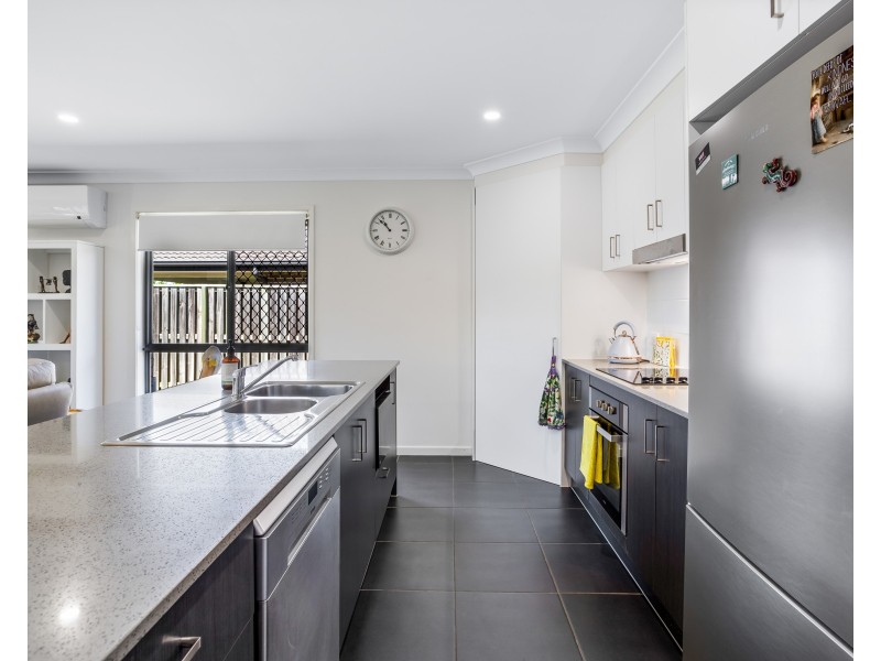 41 Bora Place, Ningi QLD 4511