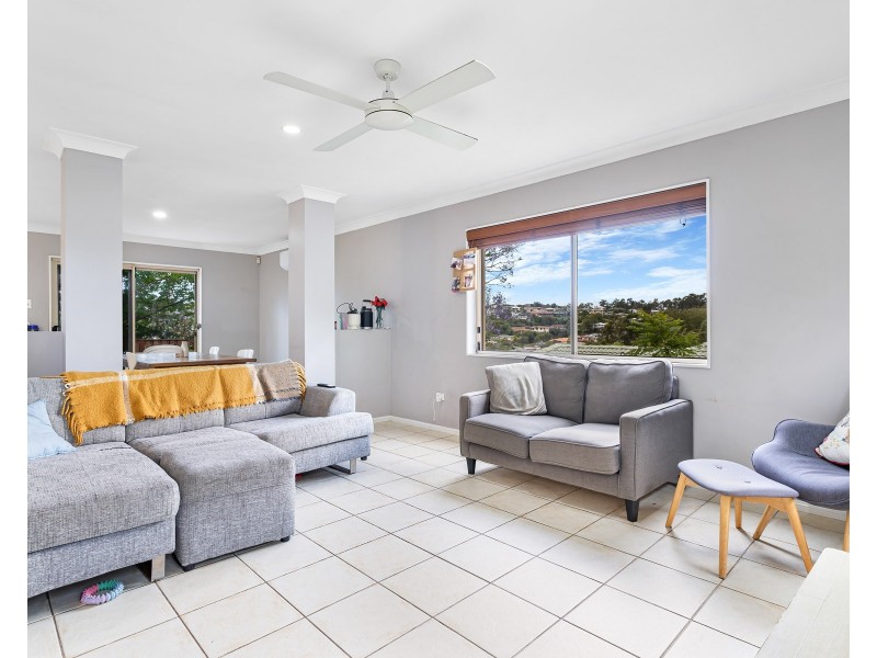 8 Dapples Court, Burleigh Heads QLD 4220