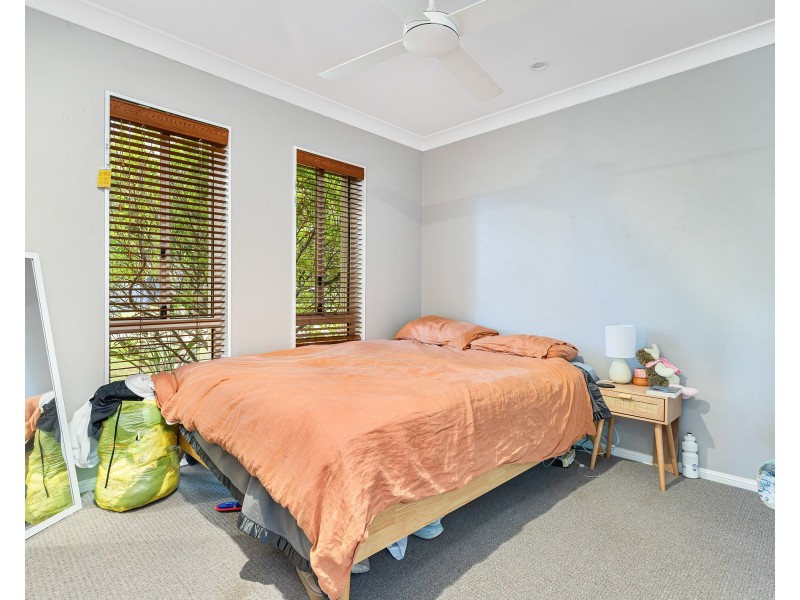 8 Dapples Court, Burleigh Heads QLD 4220