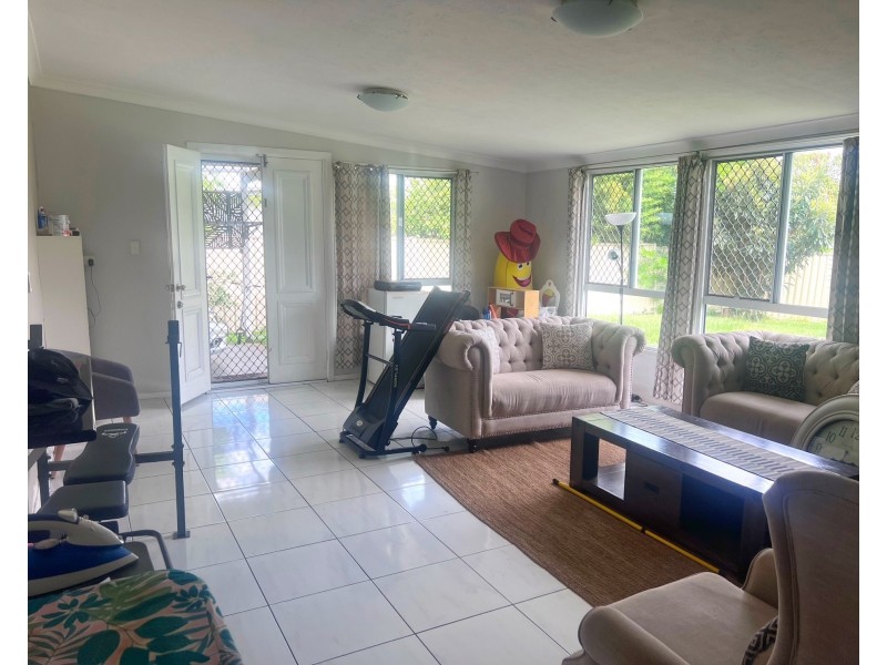 6 Acacia Road, Woodridge QLD 4114