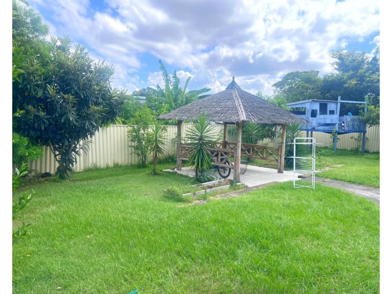 6 Acacia Road, Woodridge QLD 4114