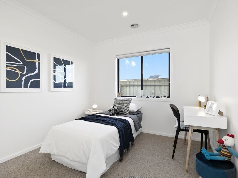 49 Grinders Avenue, Torquay VIC 3228