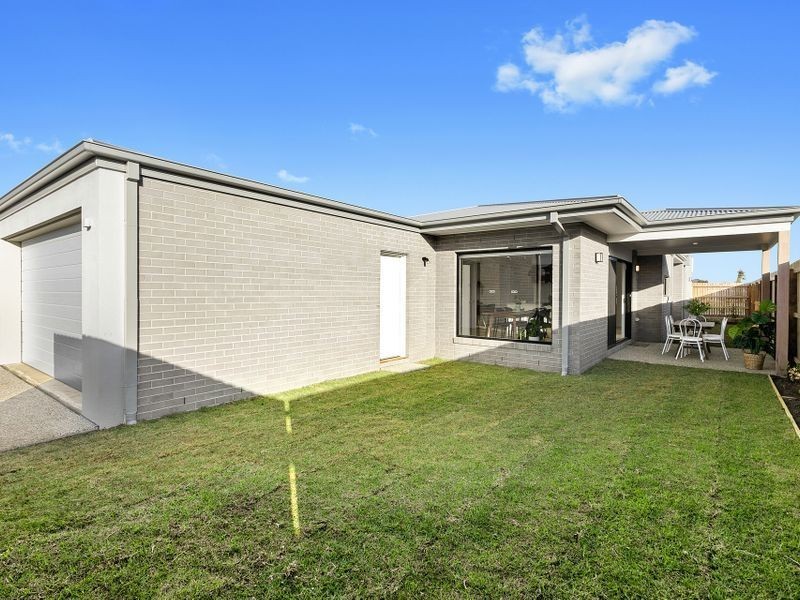 49 Grinders Avenue, Torquay VIC 3228