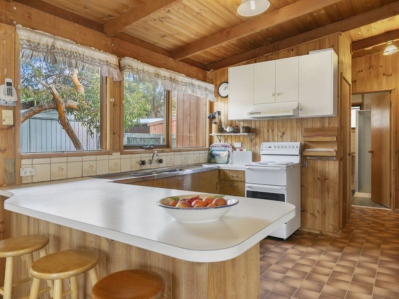 8 Eagle Avenue, Anglesea VIC 3230