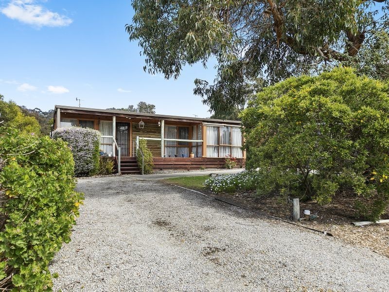 8 Eagle Avenue, Anglesea VIC 3230