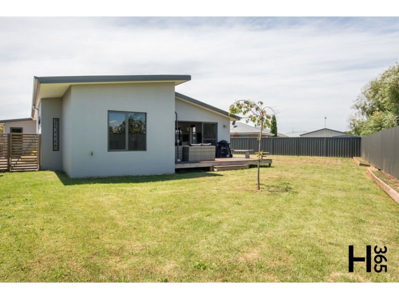 17 Matelle Court, West Ulverstone TAS 7315