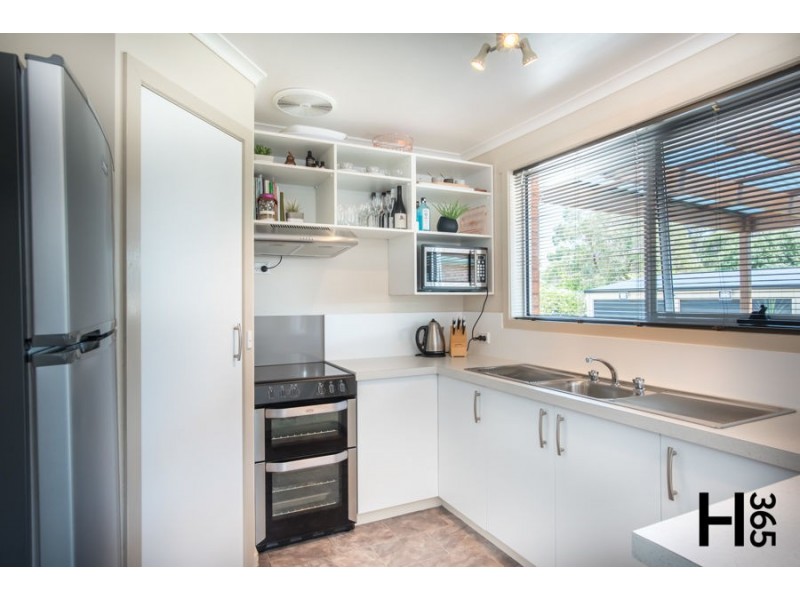 36 River Road, Ambleside TAS 7310