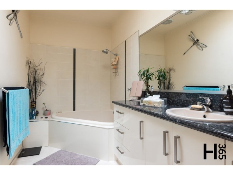 16a Ronald Street, Devonport TAS 7310