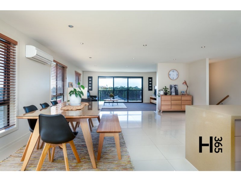 3 McCall Terrace, Stony Rise TAS 7310