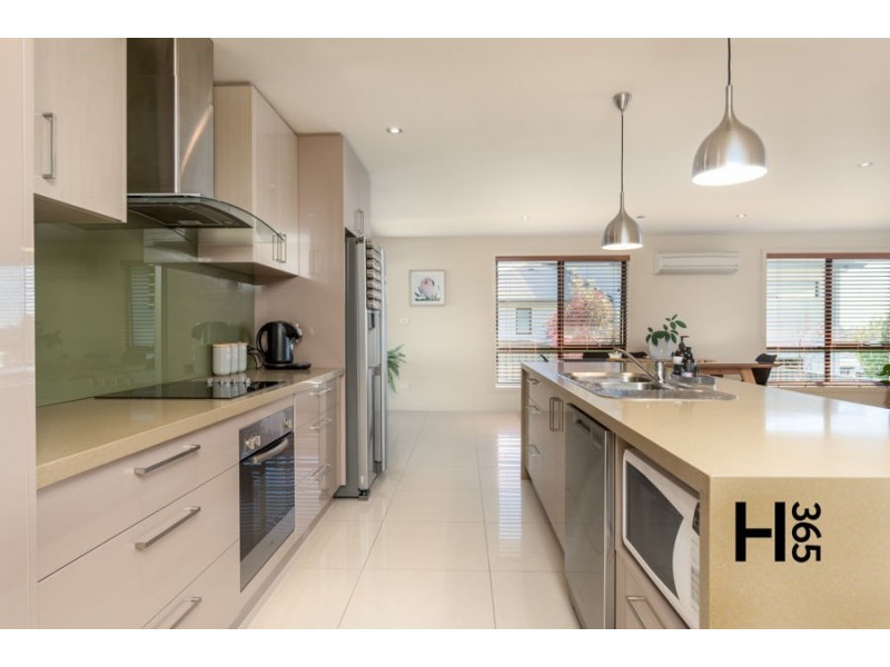 3 McCall Terrace, Stony Rise TAS 7310