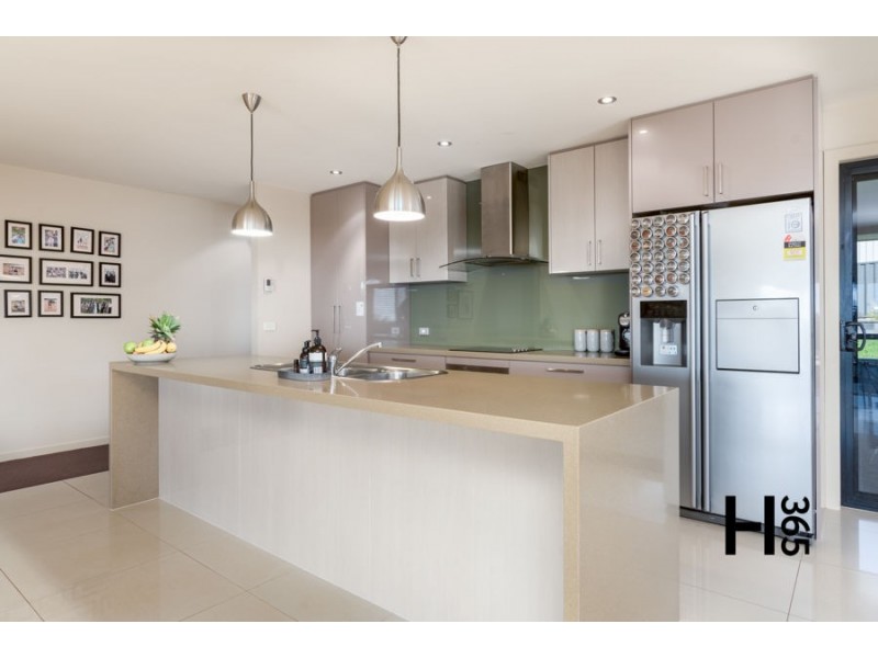 3 McCall Terrace, Stony Rise TAS 7310