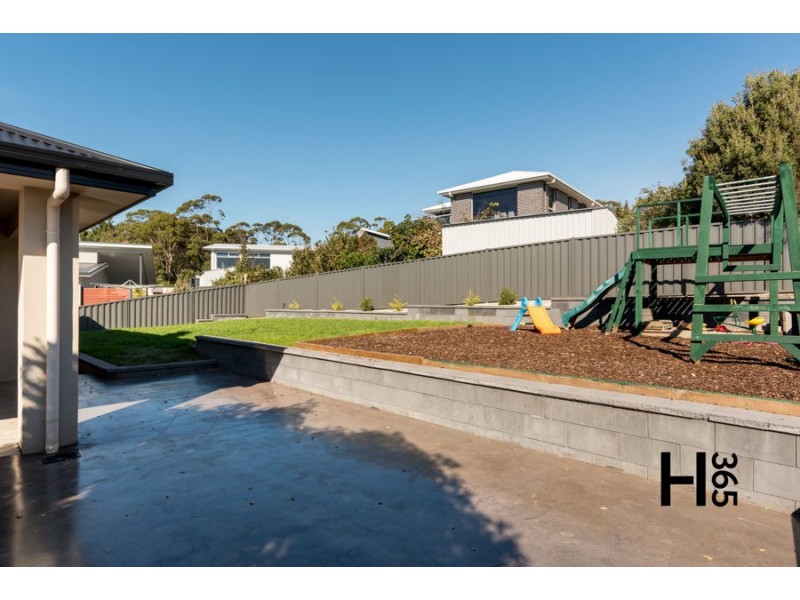 3 McCall Terrace, Stony Rise TAS 7310