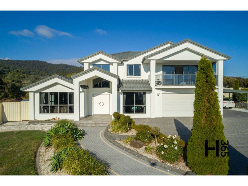 10 Bass Avenue, South Spreyton TAS 7310