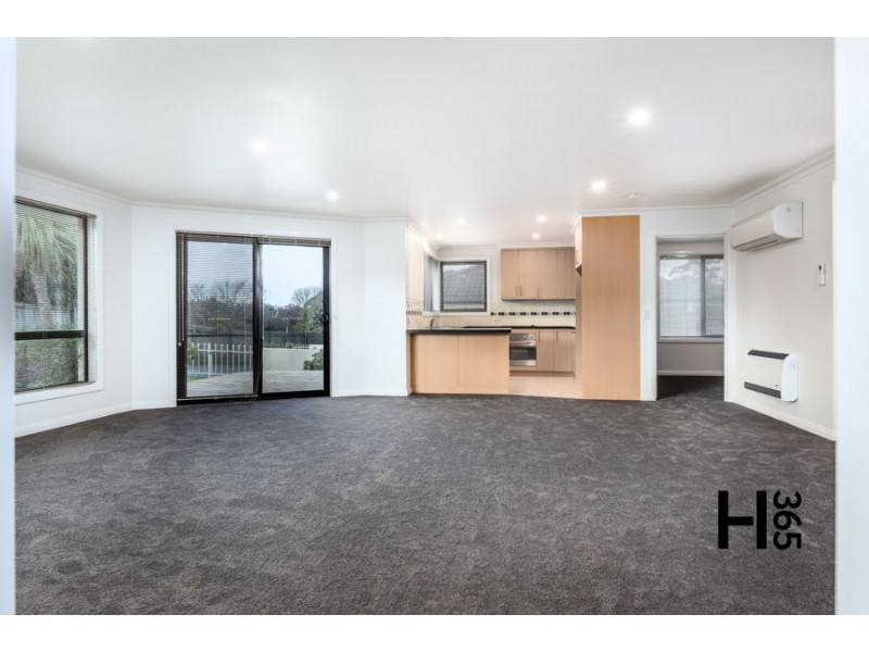 1/16 Langslow Drive, Miandetta TAS 7310