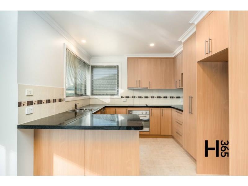 1/16 Langslow Drive, Miandetta TAS 7310