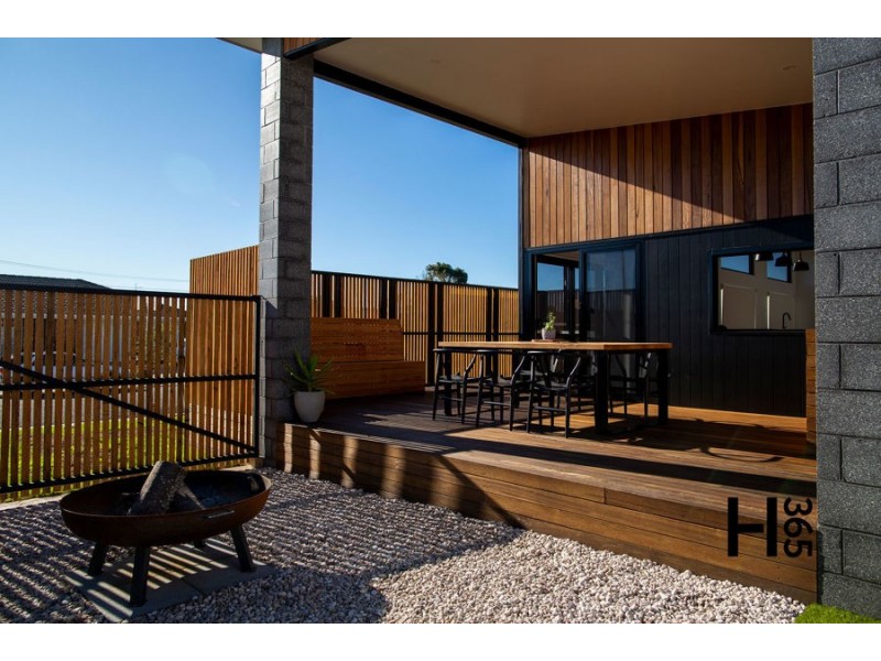 2 Summer Place, Turners Beach TAS 7315