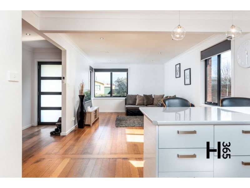45 Raymond Avenue, Devonport TAS 7310
