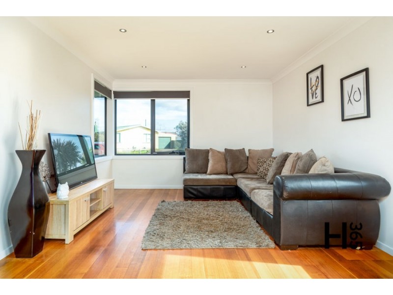 45 Raymond Avenue, Devonport TAS 7310