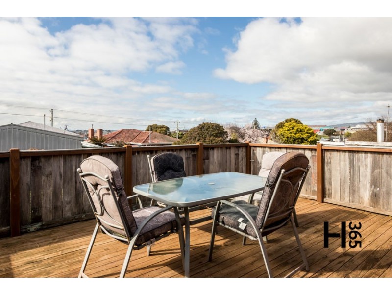 45 Raymond Avenue, Devonport TAS 7310