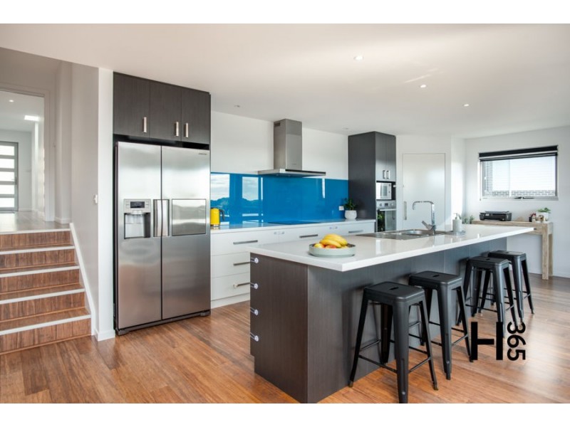 12 McCall Terrace, Stony Rise TAS 7310