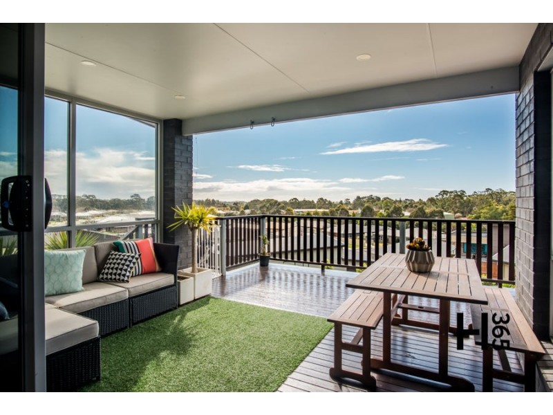 12 McCall Terrace, Stony Rise TAS 7310