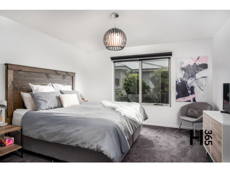 12 McCall Terrace, Stony Rise TAS 7310
