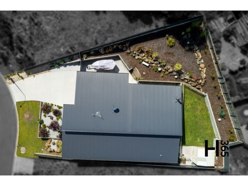 8 Valkyrie Close, Devonport TAS 7310