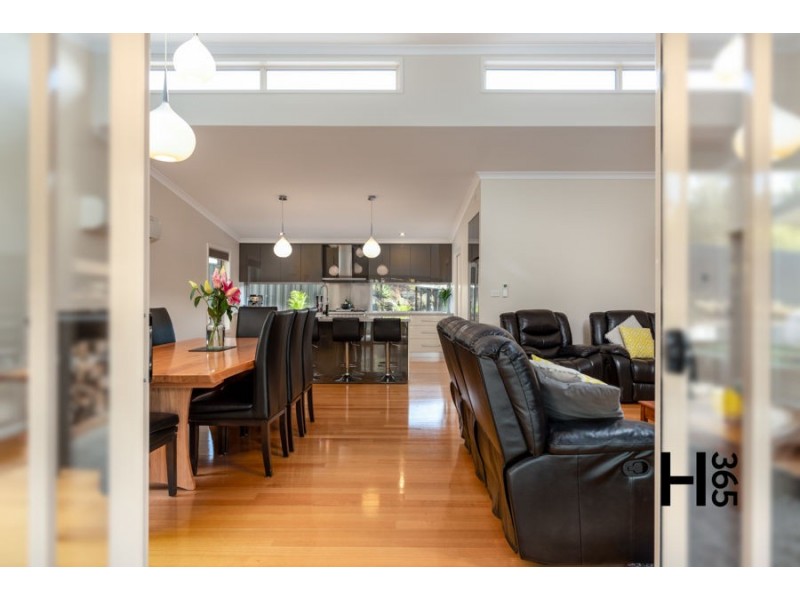 8 Valkyrie Close, Devonport TAS 7310