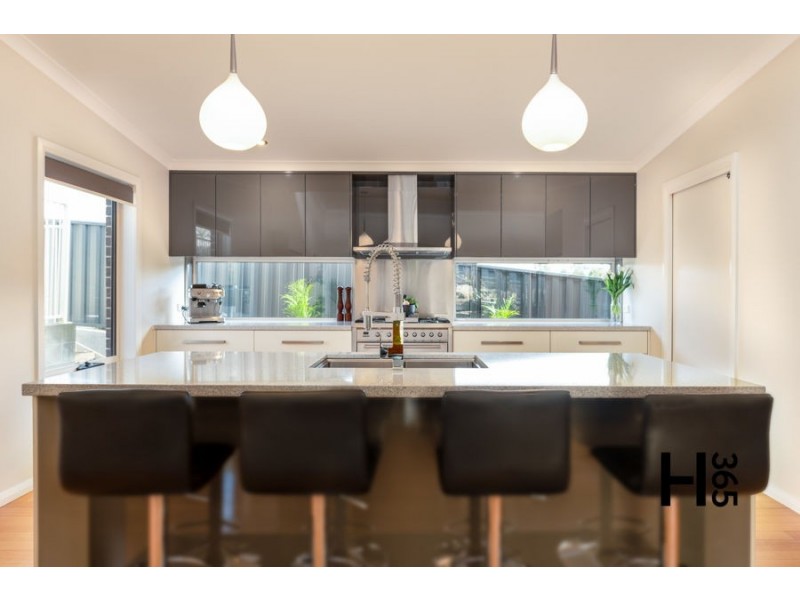 8 Valkyrie Close, Devonport TAS 7310