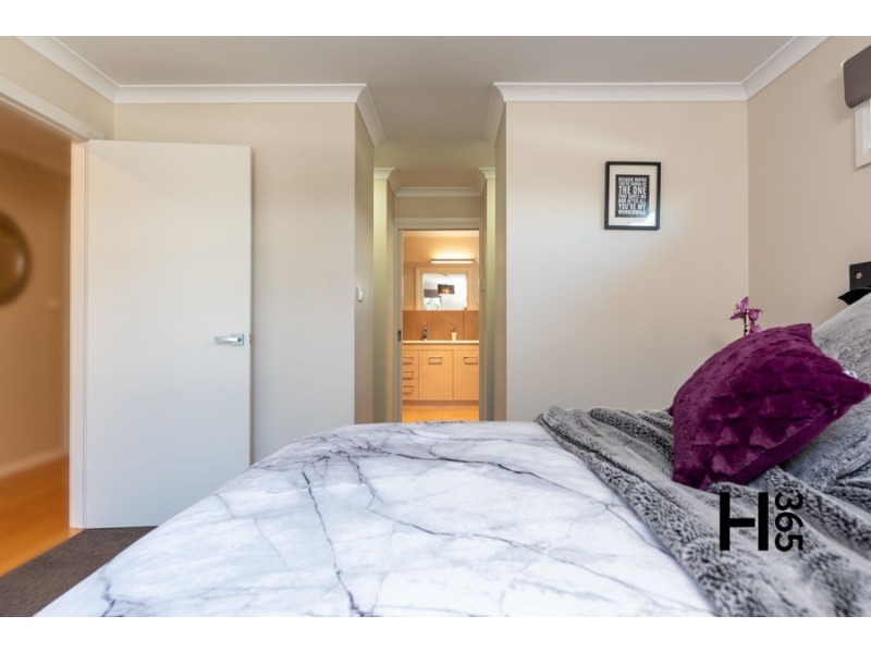 8 Valkyrie Close, Devonport TAS 7310