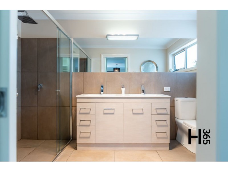 8 Valkyrie Close, Devonport TAS 7310