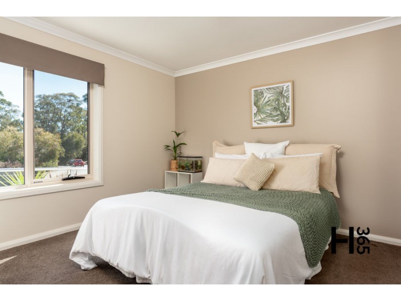 8 Valkyrie Close, Devonport TAS 7310