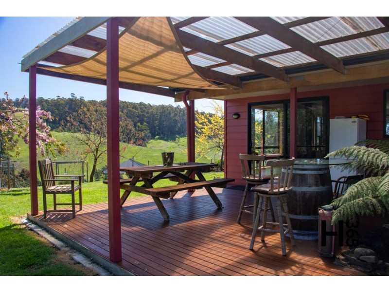 98 Camborne Drive, Acacia Hills TAS 7306