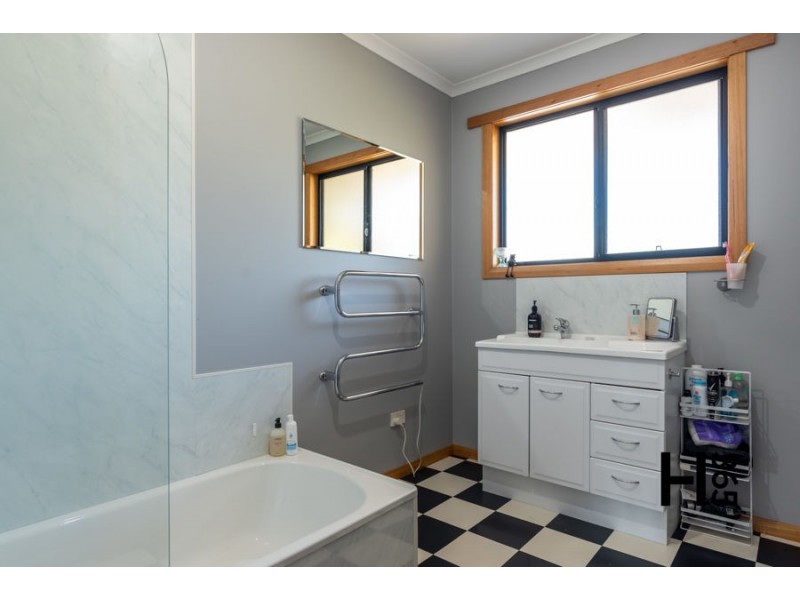 98 Camborne Drive, Acacia Hills TAS 7306