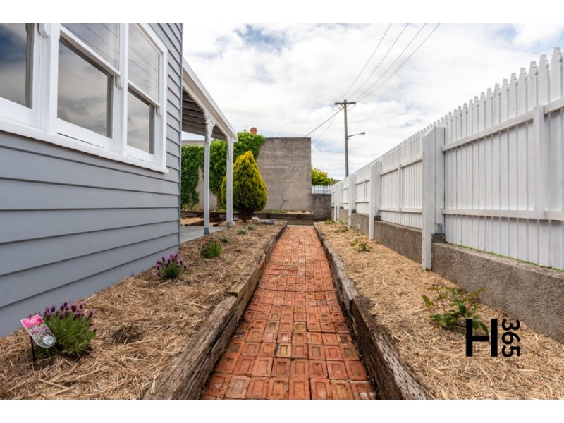 2 Chettle Street, Devonport TAS 7310