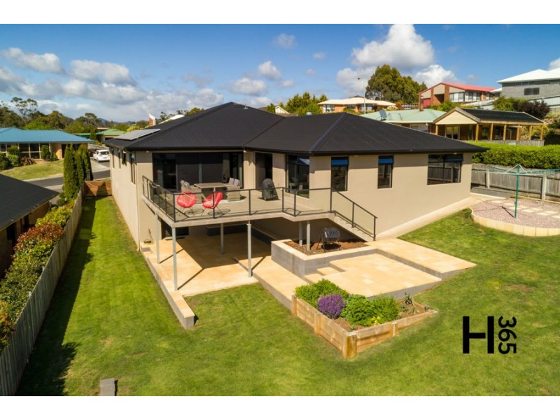 18 Markm Court, West Ulverstone TAS 7315