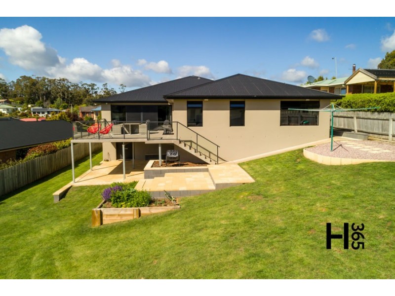 18 Markm Court, West Ulverstone TAS 7315