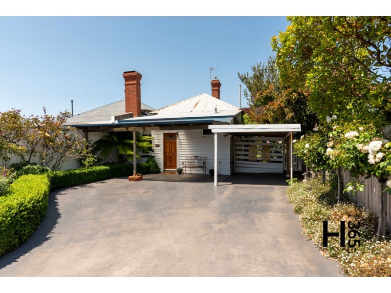 27 Victoria Parade, Devonport TAS 7310