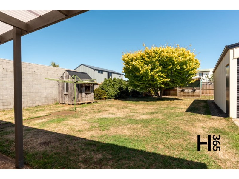 4 Churchill Avenue, Devonport TAS 7310