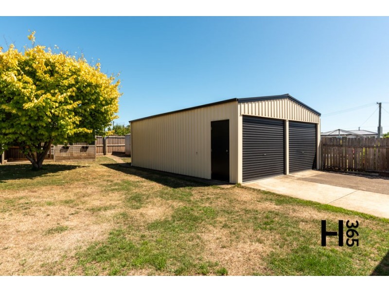 4 Churchill Avenue, Devonport TAS 7310