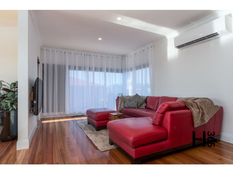 20 Lyons Avenue, Miandetta TAS 7310