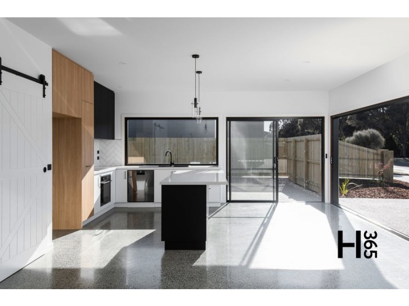 1/60 Joyce Street, Hawley Beach TAS 7307