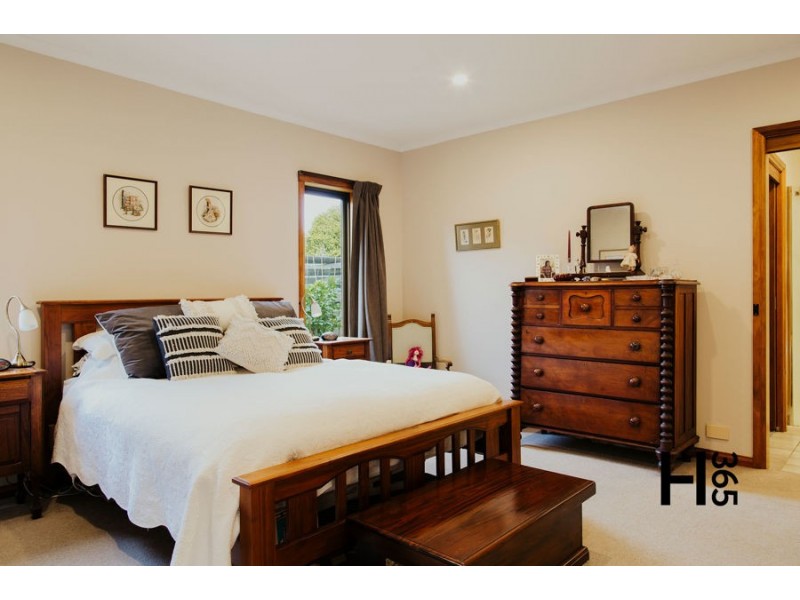 5 Cambridge Court, Devonport TAS 7310