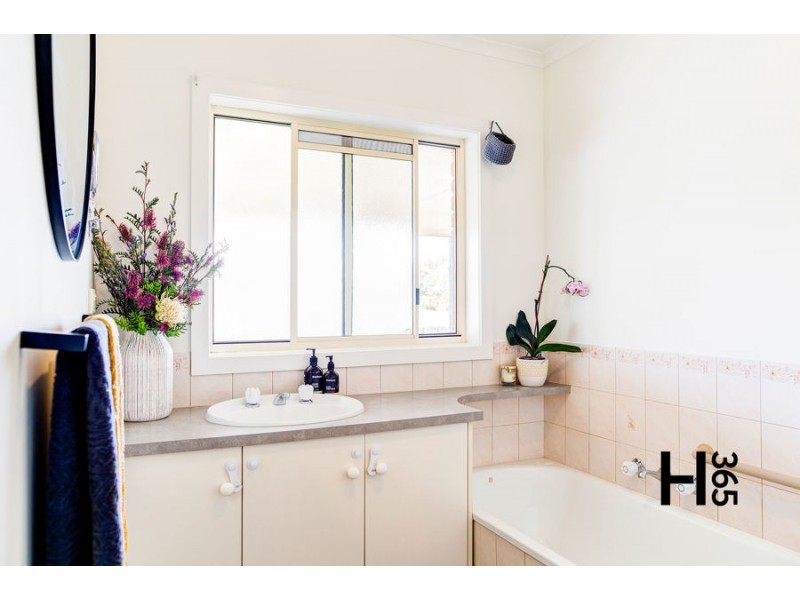 12 Poyston Drive, Shearwater TAS 7307