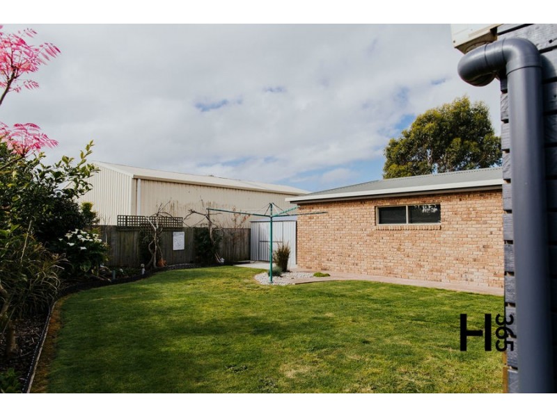 12 Poyston Drive, Shearwater TAS 7307