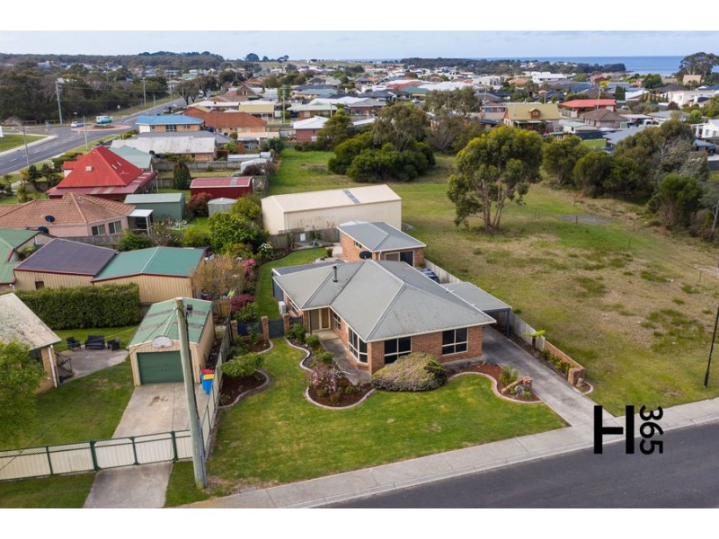 12 Poyston Drive, Shearwater TAS 7307