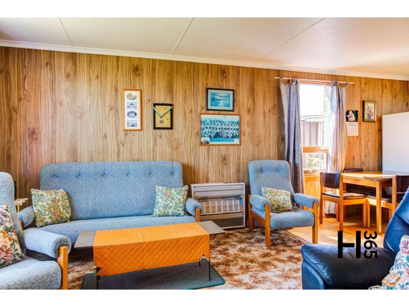 99 Middle Road, Miandetta TAS 7310