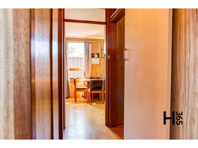 99 Middle Road, Miandetta TAS 7310